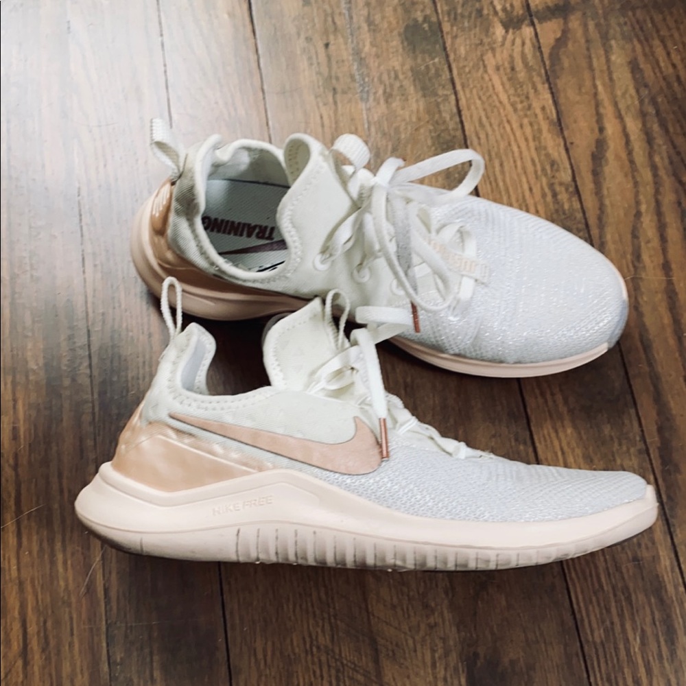 Nike women’s shoes